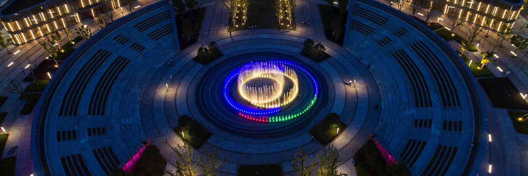 Fountain Pool Light Up Design