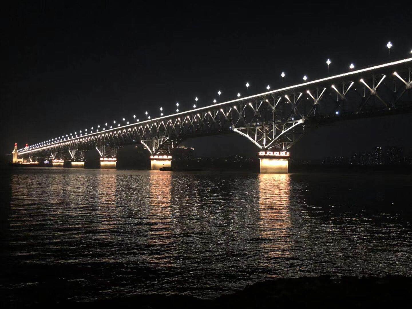 bridge facade lighting